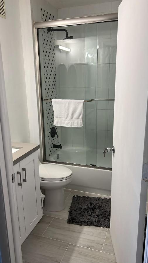 Habitacion Con Bano Compartido Маями Екстериор снимка